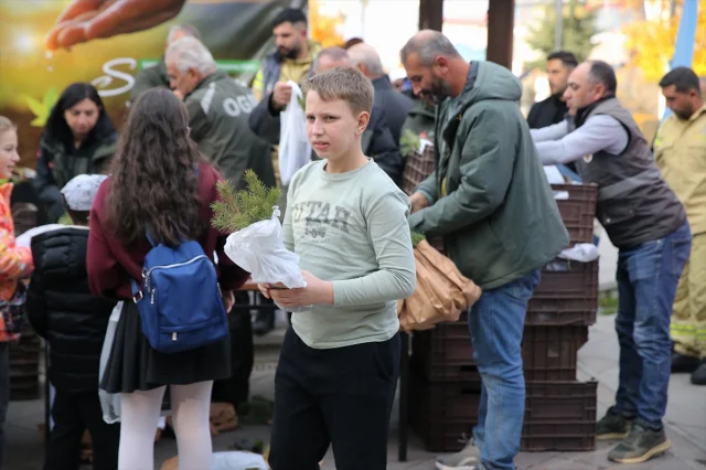 Milli Ağaçlandırma Seferberliğiyle Erzurum'da Doğaya 55 Bin Fidan