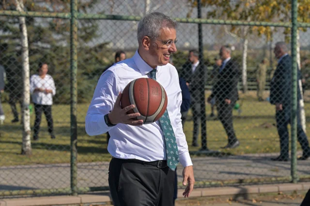 Bakan Memişoğlu Ağaçlandırma Gününde Çarpıcı Mesajlar Verdi