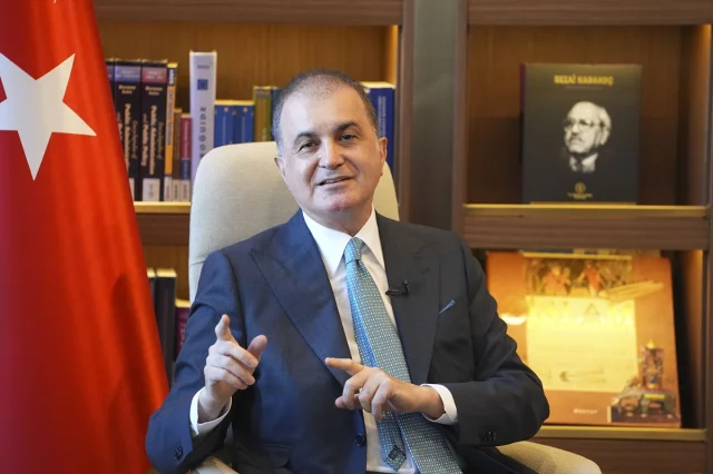 AK Parti'de Başlatılan Program Tartışma Yarattı