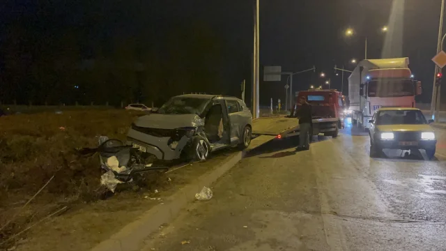 Eskişehir'de Korkutan Trafik Kazası: Yaralılar Var