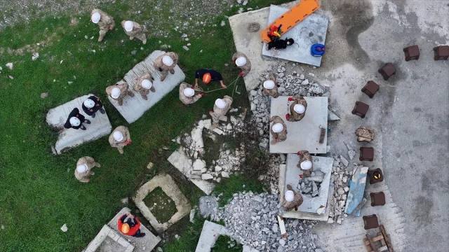 Düzce halkı depreme karşı bilinçle geleceğe yürüyor