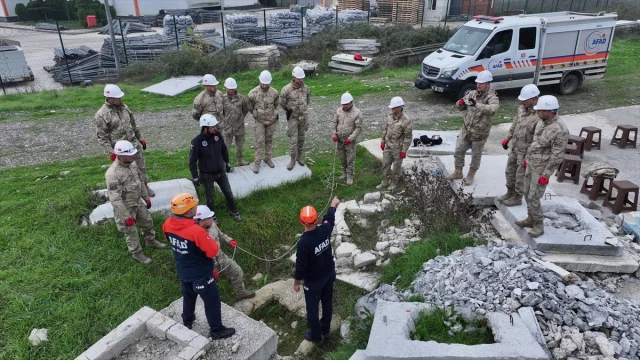 Düzce halkı depreme karşı bilinçle geleceğe yürüyor