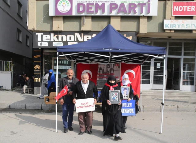 Muş'ta Annelerin Evlat Özlemi Bitmek Bilmiyor