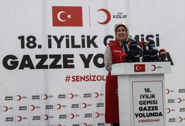 Türk Kızılayın "İyilik Gemisi" Gazze Yolunda Umut Taşıyor