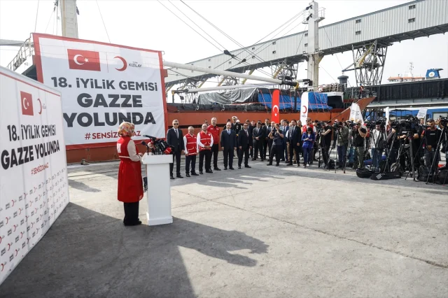 Türk Kızılayın "İyilik Gemisi" Gazze Yolunda Umut Taşıyor