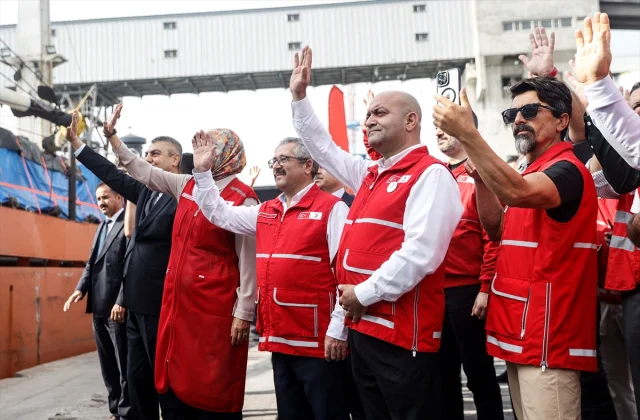 Türk Kızılayın "İyilik Gemisi" Gazze Yolunda Umut Taşıyor