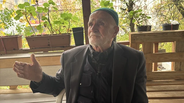 Karabük'te Şehit Acısı: Babası Mehmet Özcan'ın Duygu Dolu Anları