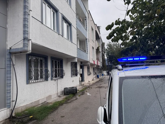 Bursa'da film gibi olay: Baba oğlunu yakalamak isterken ciddi şekilde yaralandı