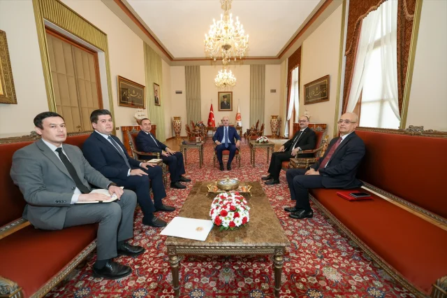 TBMM Başkanı Kurtulmuş ve Özbekistan Büyükelçisi'nden İlişkileri Güçlendiren Buluşma