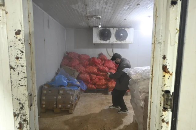 Ankara'da gıda terörü: 64 ton sağlıksız ürün ele geçirildi