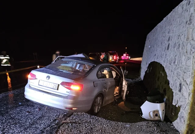 Sivas'ta Trafik Kazası Yürekleri Dağladı: 1 Ölü, 2 Yaralı
