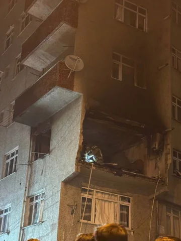 Kağıthane'de Apartman Dairesinde Korkutan Yangın