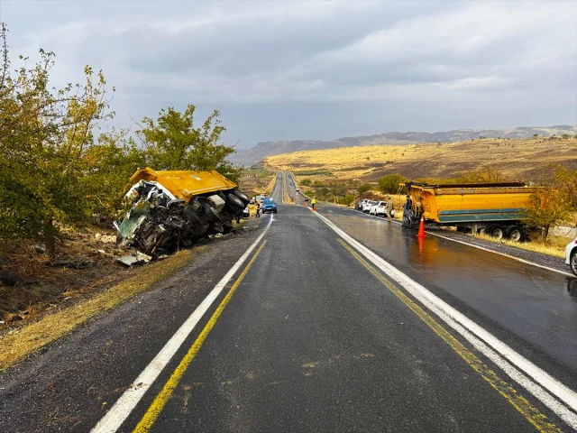 Şanlıurfa'daki trajik kamyon kazası: Can kaybı ve kazanın detayları