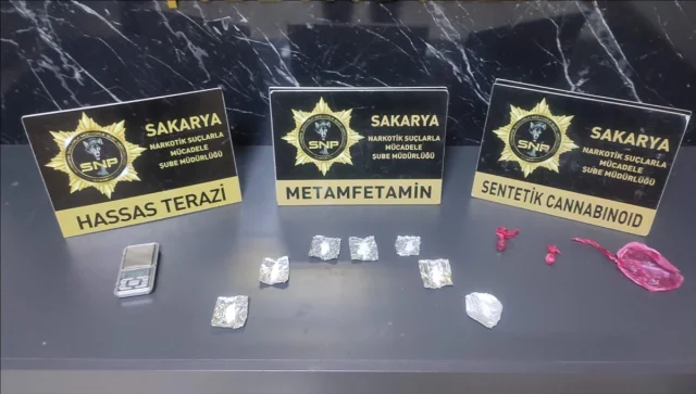 Sakarya'da Uyuşturucu Operasyonunda Şok Anlar