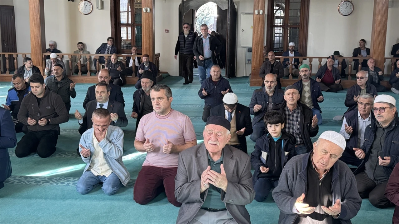 Tekirdağ'da Tarihi Gün: Kurtuluşun 103. Yılı ve Şehitler İçin Anlamlı Mevlit