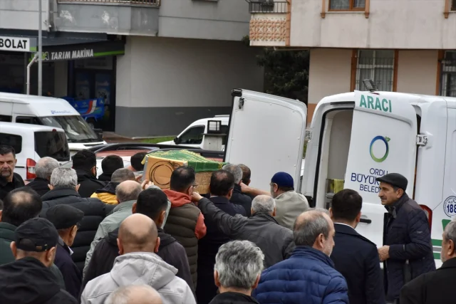 Trajik Kazanın Ardından Ordu'da Sessizlik: Göçük Altında Kalan Şoförün Cenazesi Defnedildi