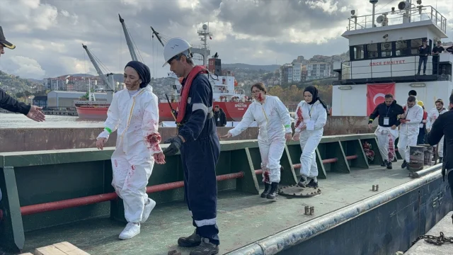Zonguldak'ta Gerçekçi Tatbikat Heyecan Yarattı
