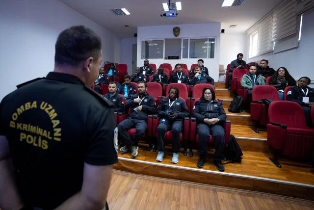 Anadolu Ajansı'nın Savaş Muhabirliği Eğitiminde Heyecan Dolu Anlar