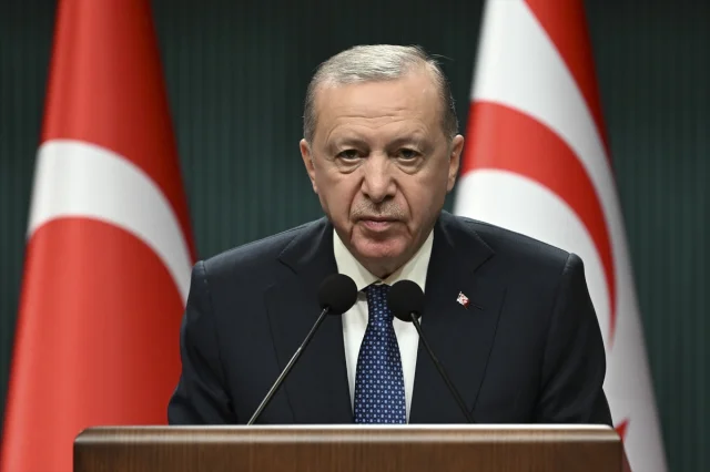 Erhürman ve Erdoğan'dan Kıbrıs Mesajları