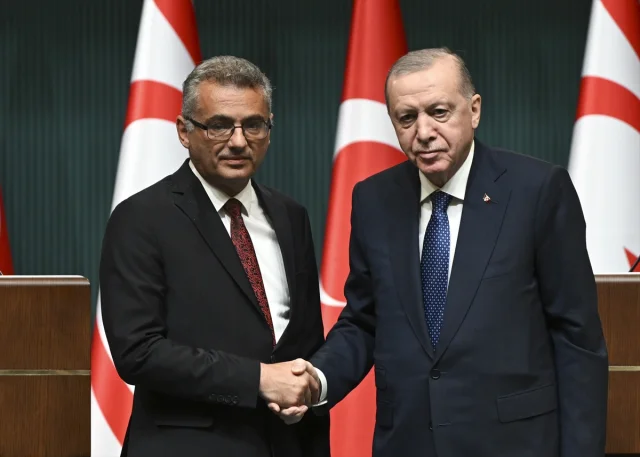 Erhürman ve Erdoğan'dan Kıbrıs Mesajları