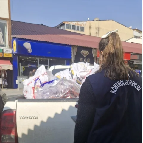 Ağrı'da Güvenli Olmayan Sucuklar İmha Edildi