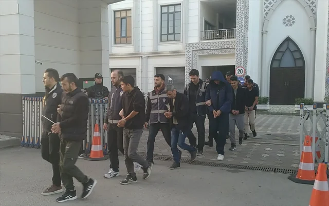 Kocaeli'nde Büyük Dolandırıcılık Operasyonu Devam Ediyor