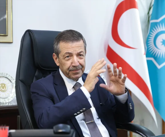 KKTC Dışişleri Bakanı Ertuğruloğlu'ndan Çarpıcı Açıklamalar