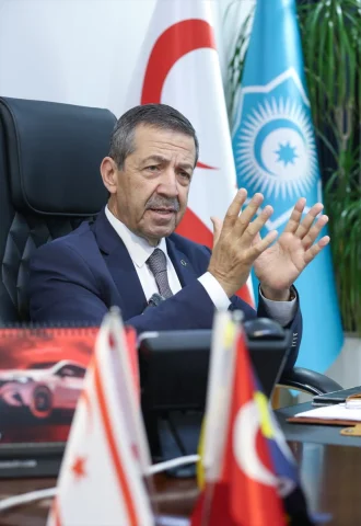 KKTC Dışişleri Bakanı Ertuğruloğlu'ndan Çarpıcı Açıklamalar