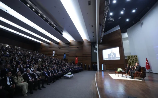 Enerji Bakanı Bayraktar'dan Türkiye'nin Gelecek Hedefleri