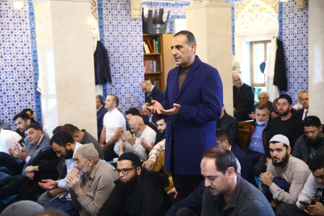 Gürcistan'daki uçak kazasında şehit düşen askerler Bakü'de anıldı