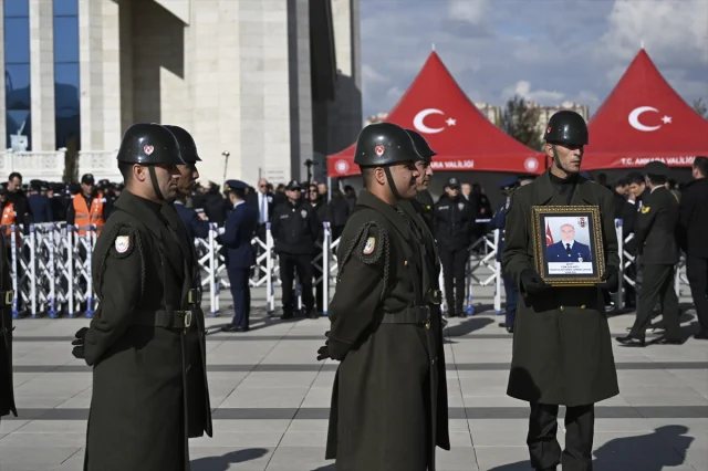 Türkiye'nin Kahramanları Son Yolculuklarına Uğurlandı
