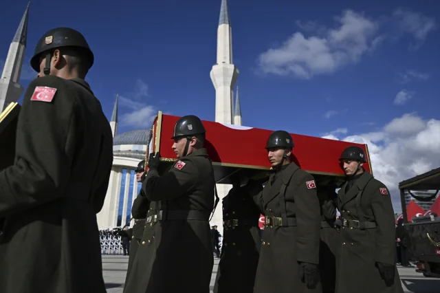 Türkiye'nin Kahramanları Son Yolculuklarına Uğurlandı