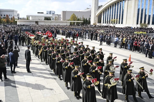 Türkiye'nin Kahramanları Son Yolculuklarına Uğurlandı