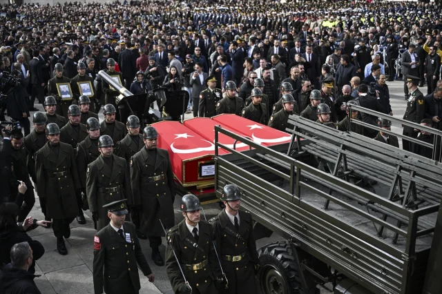 Türkiye'nin Kahramanları Son Yolculuklarına Uğurlandı