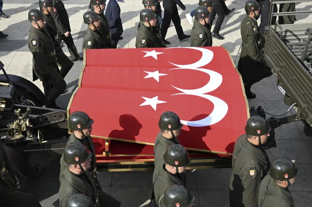 Türkiye'nin Kahramanları Son Yolculuklarına Uğurlandı