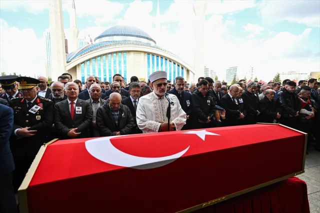 Türkiye'nin Kahramanları Son Yolculuklarına Uğurlandı