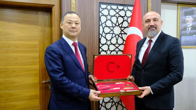 Kırgızistan Büyükelçisinin Sivas Ziyareti Eğitim Alanında Yeni Fırsatlar Sunuyor