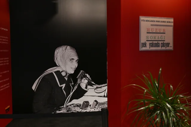 Şule Yüksel Şenler ve Malcolm X'in Bıraktığı İzler Yankılar Sergisinde