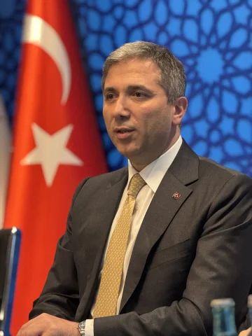 Zafer Sırakaya'nın Almanya'dan Mesajı: Türkiye Bölgesel Güç