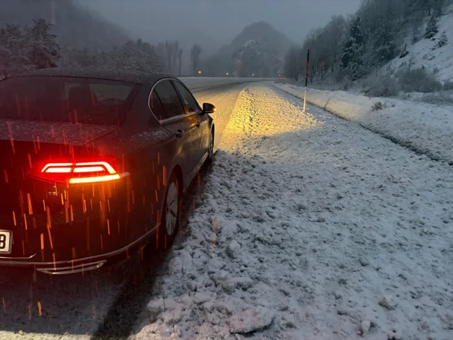 Sivas'ta Geminbeli Geçidi'nde Kar Kabusu Mu Başlıyor