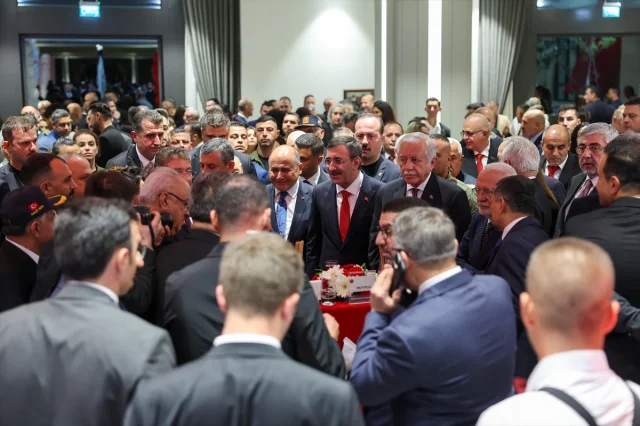 KKTC'de Cumhuriyet Bayramı Coşkusu: Cevdet Yılmaz'dan Önemli Mesajlar
