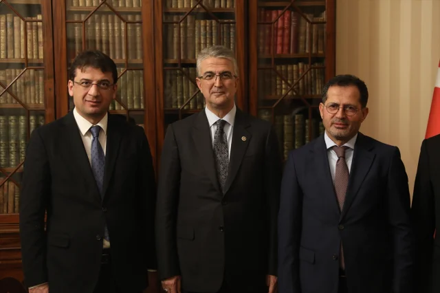 Fuat Oktay'dan Fransa'ya Davet: Yeni Dönemin Kapısını Aralayalım
