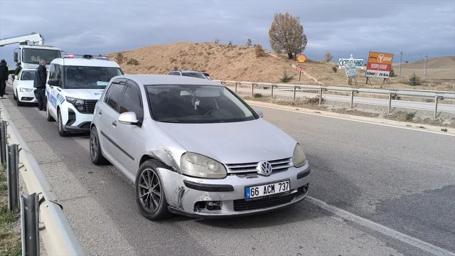 Kırıkkale'de Trafik Kazası: İki Araç Çarpıştı, 7 Kişi Hastanelik Oldu