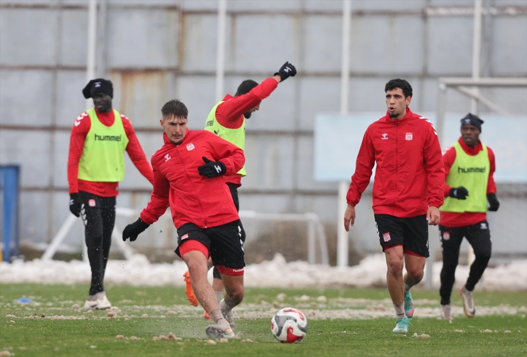 Sivasspor Erokspor Karşısında Hazırlıklarını Tamamladı