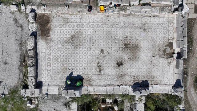 Antalya'nın Sırrı Xanthos Antik Kenti Tarihi Kimliğini Koruyor