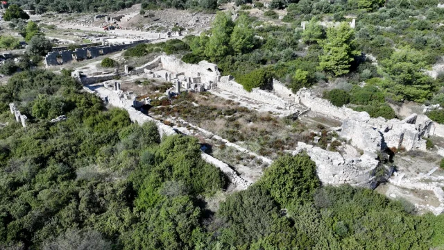Antalya'nın Sırrı Xanthos Antik Kenti Tarihi Kimliğini Koruyor