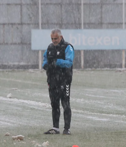 Özbelsan Sivasspor Play-Off Hedefiyle Sahada