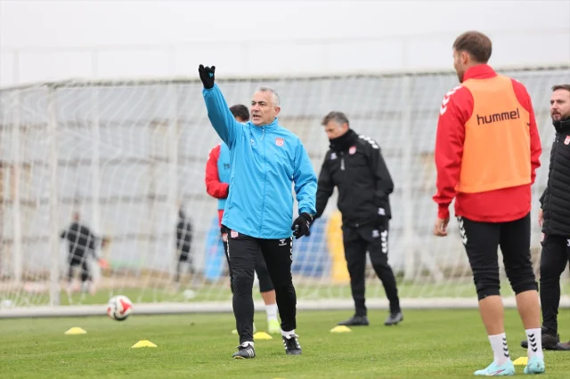 Sivasspor'un Esenler Erokspor Maçı Hazırlıkları Devam Ediyor