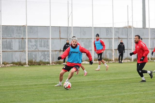 Sivasspor'un Esenler Erokspor Maçı Hazırlıkları Devam Ediyor