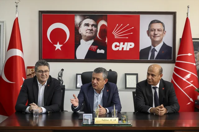 Özgür Özel Gaziantep'te Destek Arayışında